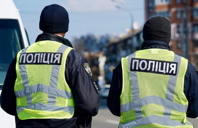 У чоловіків, яких суд тимчасово обмежив у праві керування авто за позовом ТЦК, поліція вилучатиме посвідчення водія – законопроект Кабміну
