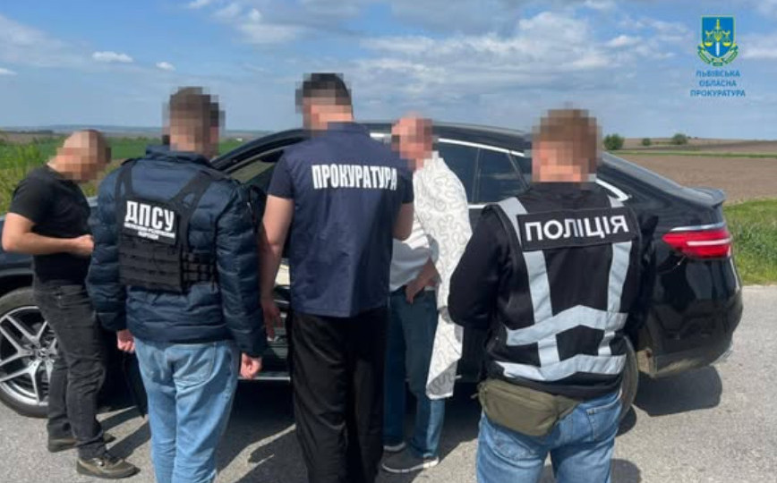 12 000 доларів за незаконний перетин кордону через річку — викрили схему