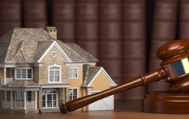 Проникновение в жилище без предварительной санкции суда — что является неотложным случаем