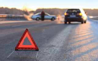 В случае необходимости эвакуации управление автомобилем без соответствующего права не будет считаться противоправным – Верховный Суд