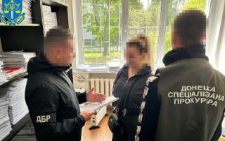 В Донецкой области разоблачили военнослужащую, которая находилась вне службы и получала «боевые»