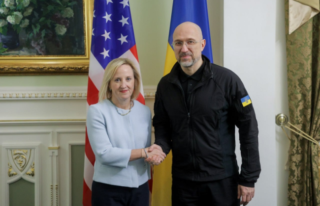 Денис Шмыгаль и Джули Дэвис обсудили создание зоны свободной торговли между Украиной и США