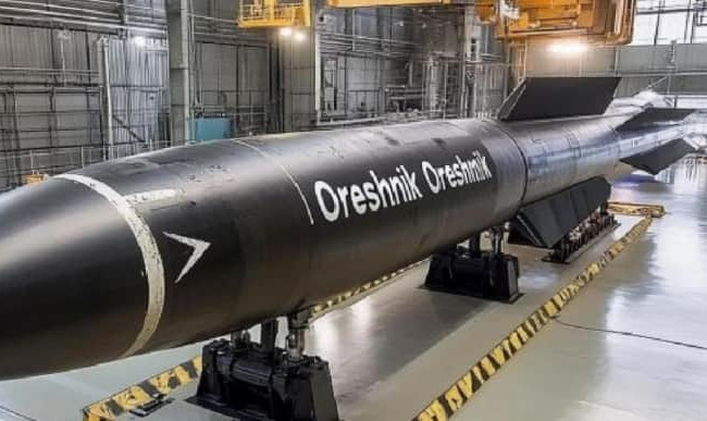 Коваленко: Кремль переживает за свой парад и угрожает запустить Орешник, который уже не полетел