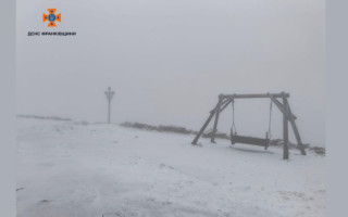 Зима в мае — в Карпатах выпал снег и ударил мороз