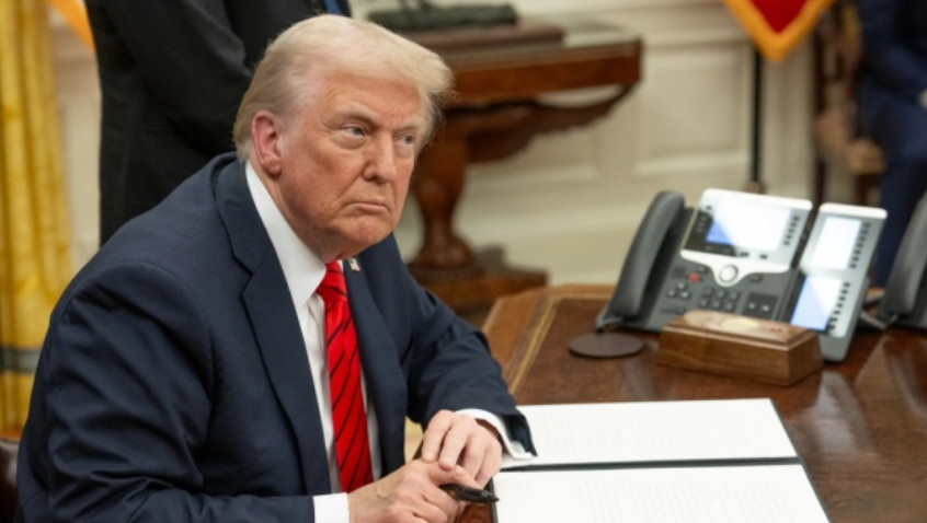 Дональд Трамп закликав до 30-денного перемир'я між Україною і РФ та пригрозив новими санкціями