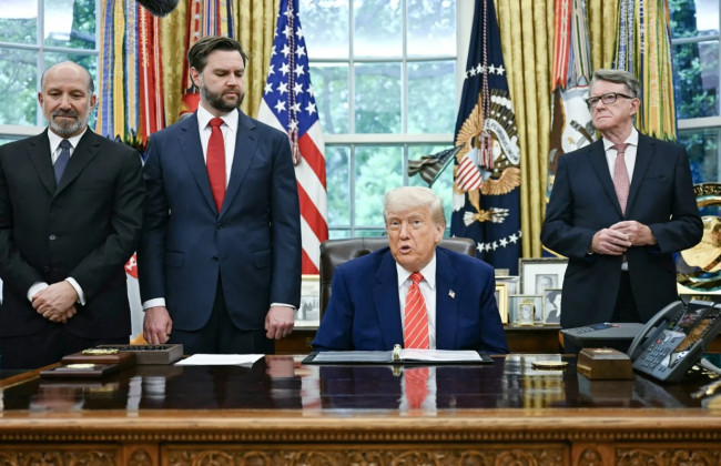 Трамп развернулся на 180 градусов и призывает Конгресс повысить налоги для состоятельных в законопроекте о бюджете