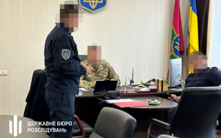 Правоохоронці затримали проректора національної військової академії Ткачука, фото