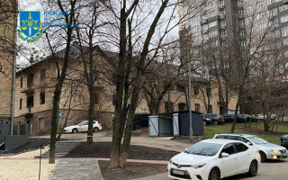 Без реконструкции, но почти в подарок – в Киеве сорвали незаконную передачу здания на Печерске
