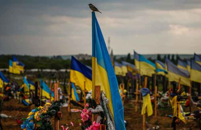 В Житомирской области сообщено о подозрении 23-летнему мужчине, который ограбил могилу погибшего защитника