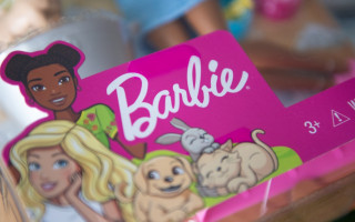 Трамп пригрозил Mattel 100% пошлиной и заявил, что компания не продаст в США ни одной игрушки Barbie