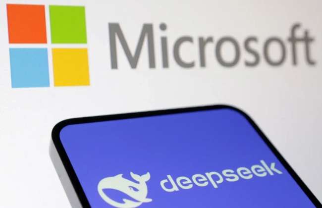 Microsoft заборонила працівникам користуватись китайським ШІ DeepSeek через ризики витоку даних