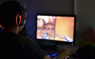 Китаєць подав до суду на розробника гри через «віртуальні ляпаси» — каже, що впав у депресію