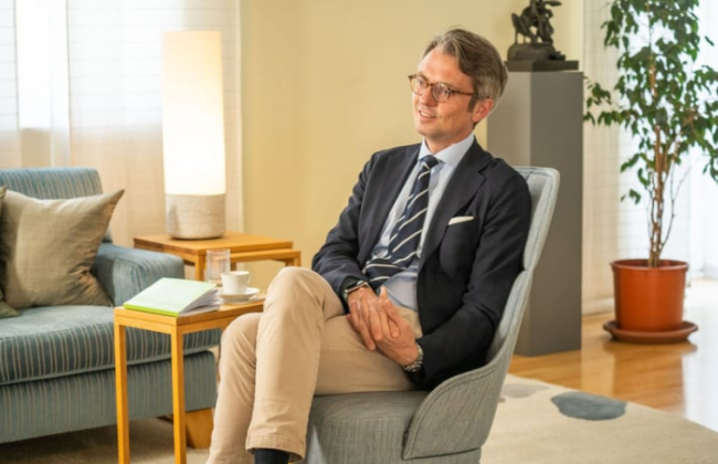 В Швеции советник по нацбезопасности уволился всего через сутки после назначения из-за фото на сайте знакомств