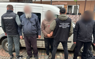 На Закарпатье суд избрал меру пресечения двум служителям УПЦ МП, которые переправляли за границу уклонистов