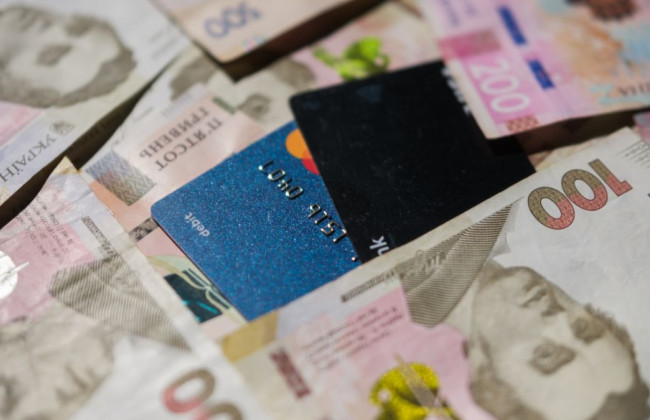 З 1 червня банки знизять ліміти на перекази — без підтверджених доходів не переказати понад 100 тисяч гривень