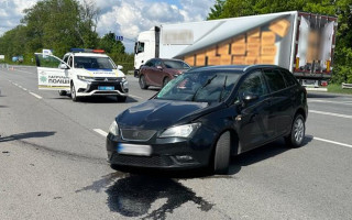На Львовщине в ДТП пострадали двое детей – авто вылетело с дороги, фото