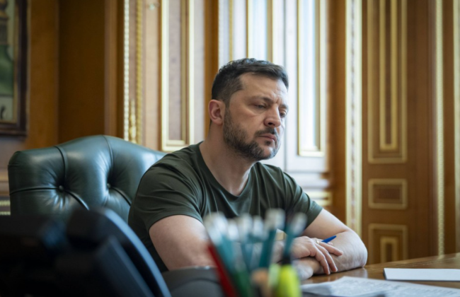 Владимир Зеленский объяснил, что его указ не запрещает ему вести переговоры с Путиным
