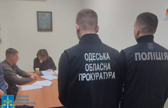 В Одесской области глава сельсовета присвоила 3 млн грн во время реконструкции набережной