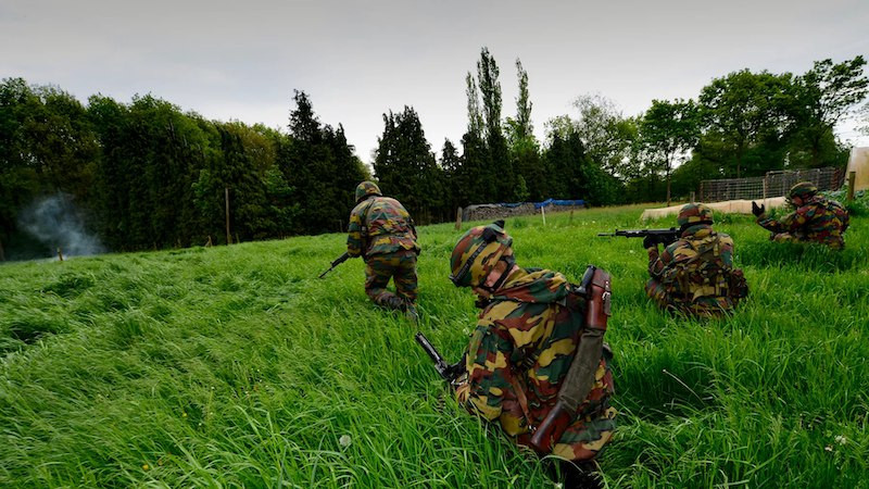 Цена учений – 15 бельгийских военных пострадали во время стрельб в Шотландии