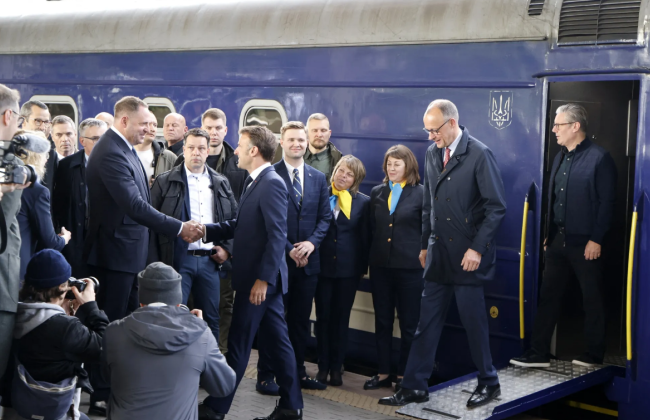 Европейские лидеры готовы подождать встречи между Зеленским и Путиным, прежде чем объявлять новые санкции против РФ