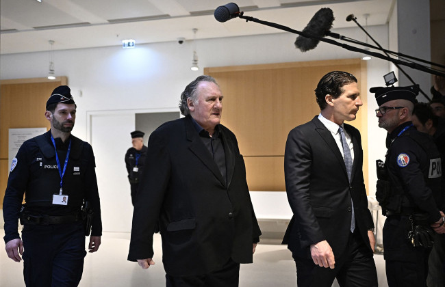 Актера Жерара Депардье во Франции признали виновным по делу о сексуальных домогательствах