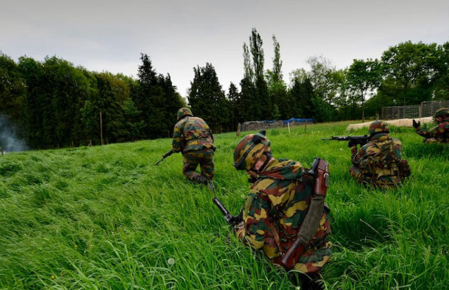 Цена учений – 15 бельгийских военных пострадали во время стрельб в Шотландии