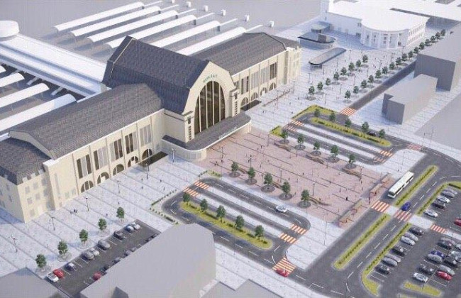 В Киеве на Вокзальной площади пересаживают деревья из-за модернизации парковки