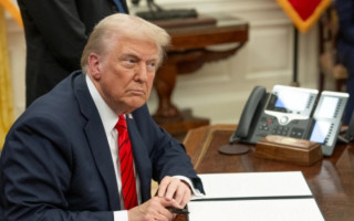 Трамп пригрозив Ірану банкрутством, якщо той відмовиться від ядерної угоди