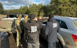 В Ровенской области будут судить правоохранителя, который вывозил уклонистов в Беларусь