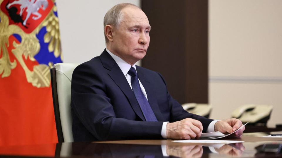 Путін провів нараду з військовим керівництвом напередодні переговорів з Україною