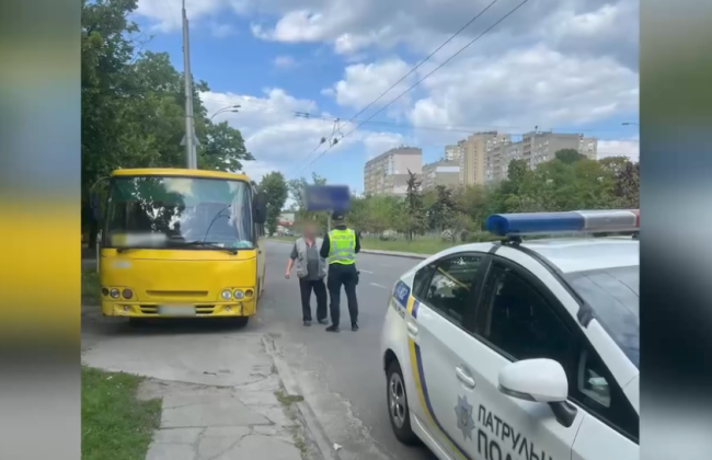 Маршрутка на червоне: у Києві оштрафували водія після резонансного відео в мережі