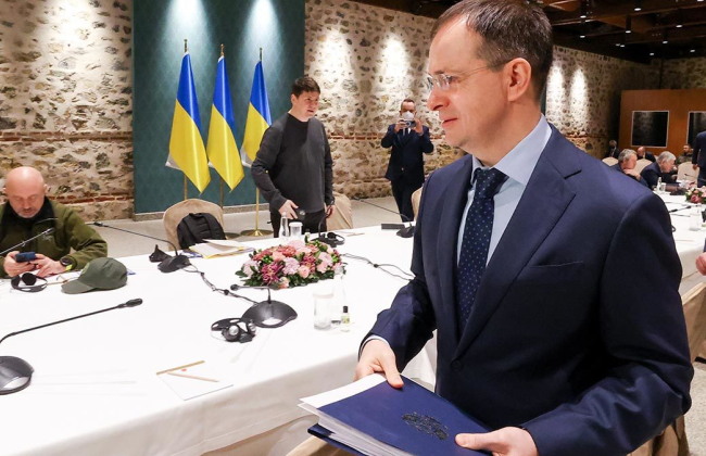 Делегацию РФ на переговорах с Украиной в Стамбуле возглавит Владимир Мединский