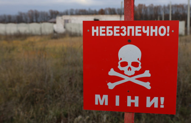 На Херсонщині 68-річна жінка підірвалася на міні, залишеній окупантами