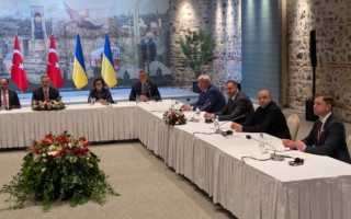 В Стамбуле завершилась встреча делегаций Украины, США и Турции