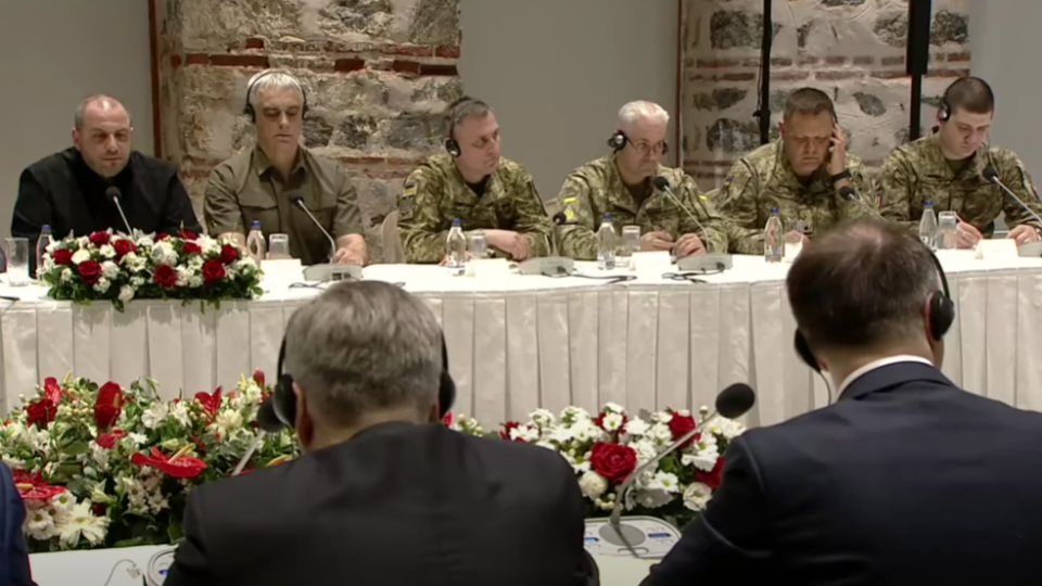 Переговоры в Стамбуле между Украиной и РФ завершены — ожидается заявление главы украинской делегации Умерова