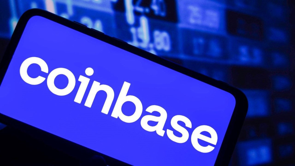 Криптобіржу Coinbase атакували через внутрішній саботаж