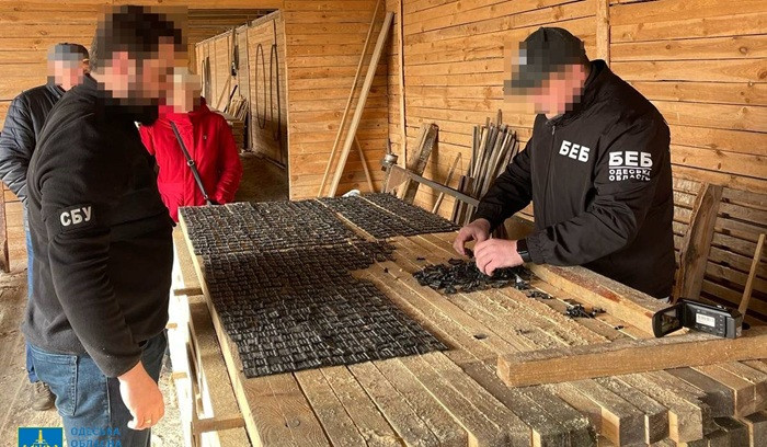В Одесской области за контрабанду лесоматериалов перед судом предстанет директор деревообрабатывающего предприятия