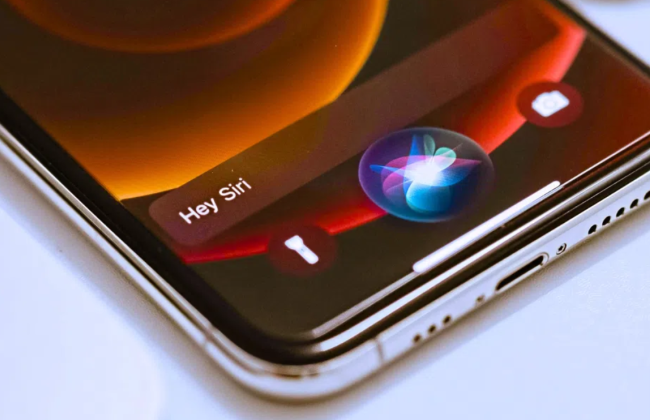 Apple дозволить користувачам з Євросоюзу змінювати помічника Siri на Google Assistant чи Alexa