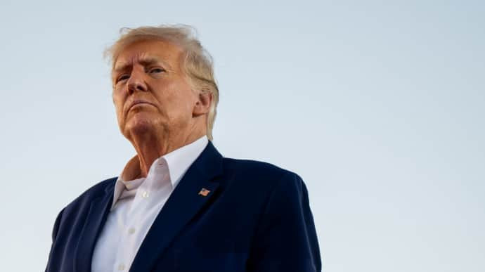 Дональд Трамп вимагає розслідування можливих виплат артистам у ході передвиборчої кампанії Камали Гарріс