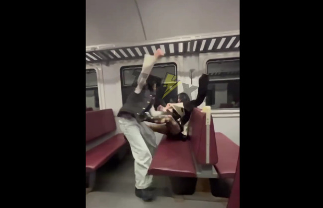 На Киевщине две несовершеннолетние устроили драку в электричке – полиция начала проверку