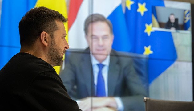 Зеленський обговорив з Генсеком НАТО формати та майданчики для перемовин із РФ