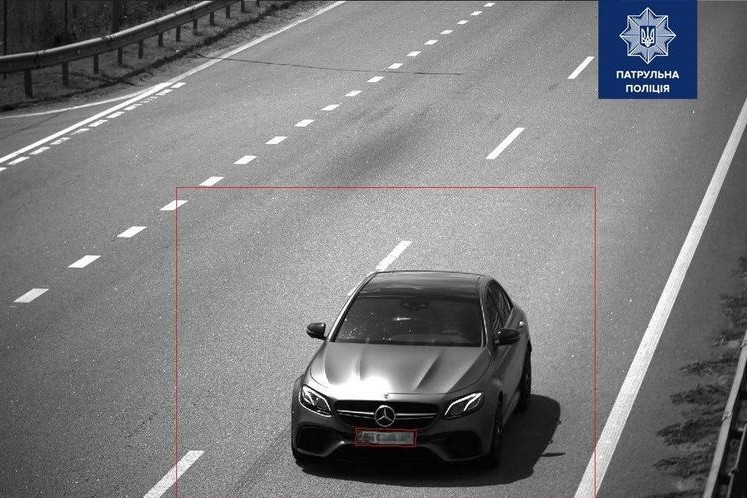 Камери на дорогах почнуть фіксувати проїзд автомобілів на червоний сигнал світлофора