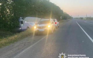 На трассе Одесса – Рени рейсовый автобус слетел в кювет