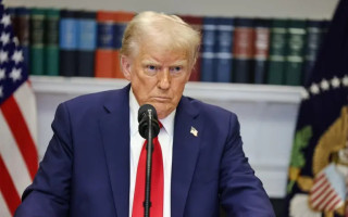 Трамп призвал Киев и Москву самостоятельно искать мир после переговоров с Путиным – NYT