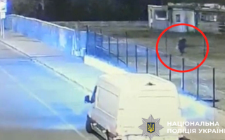 У Києві поблизу залізничного вокзалу жінка спалила знайому заживо