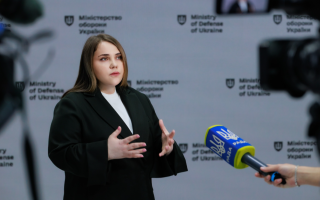 «Человек приходит к терапевту в больнице, далее этот медицинский чекап направляется в «Оберег» через обмен с электронной системой ВЛК – и все», – Черногоренко
