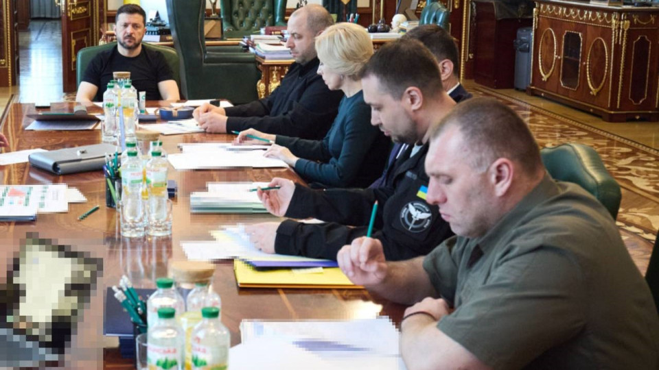 Зеленський провів нараду щодо підготовки обміну полоненими 1000 українців