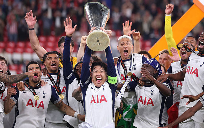 Финал Лиги Европы-2025: «Тоттенхэм» впервые в истории завоевал титул, обыграв «Манчестер Юнайтед»