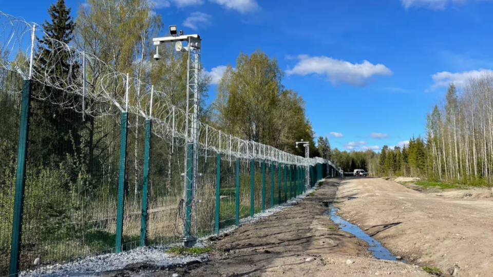 Фінляндія на кордоні з РФ встановлює камери зі штучним інтелектом