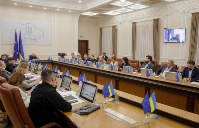 Кабмин уволил четырех членов ликвидированной Комиссии по регулированию азартных игр и лотерей